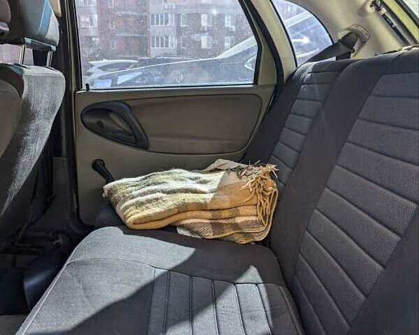 Зеленый ВАЗ 1119 Калина, объемом двигателя 1.6 л и пробегом 230 тыс. км за 1799 $, фото 6 на Automoto.ua