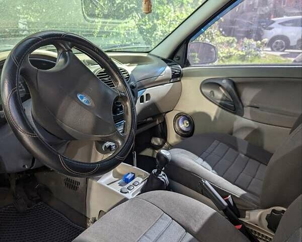 Зеленый ВАЗ 1119 Калина, объемом двигателя 1.6 л и пробегом 230 тыс. км за 1799 $, фото 9 на Automoto.ua