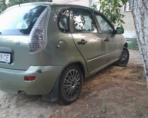Зелений ВАЗ 1119 Калина, об'ємом двигуна 1.4 л та пробігом 105 тис. км за 2300 $, фото 1 на Automoto.ua