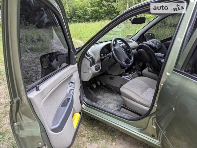 Зелений ВАЗ 1119 Калина, об'ємом двигуна 1.6 л та пробігом 65 тис. км за 2800 $, фото 10 на Automoto.ua