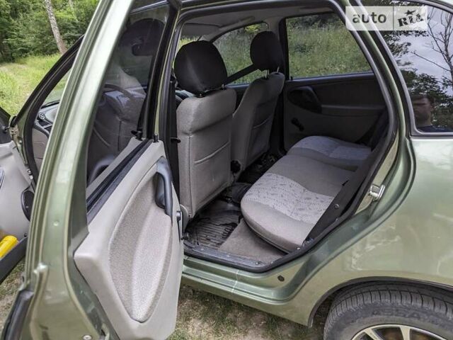 Зелений ВАЗ 1119 Калина, об'ємом двигуна 1.6 л та пробігом 65 тис. км за 2800 $, фото 11 на Automoto.ua