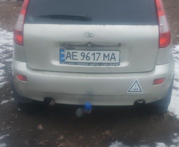 Бежевий ВАЗ 1119 Kalina Sport, об'ємом двигуна 0 л та пробігом 180 тис. км за 800 $, фото 9 на Automoto.ua