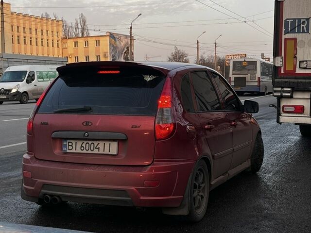 Красный ВАЗ 1119 Kalina Sport, объемом двигателя 1.4 л и пробегом 1 тыс. км за 3662 $, фото 2 на Automoto.ua