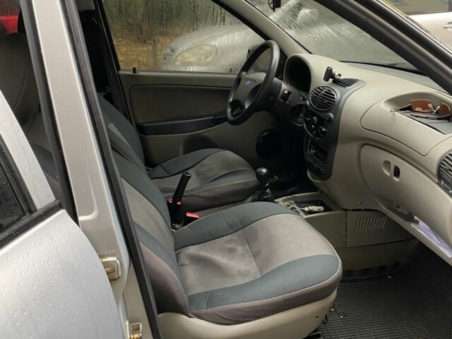 Серый ВАЗ 1119 Kalina Sport, объемом двигателя 1.4 л и пробегом 90 тыс. км за 2300 $, фото 4 на Automoto.ua