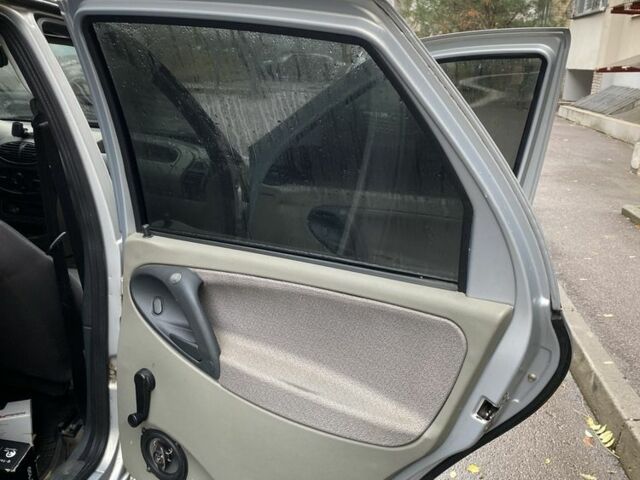 Серый ВАЗ 1119 Kalina Sport, объемом двигателя 1.4 л и пробегом 90 тыс. км за 2300 $, фото 5 на Automoto.ua