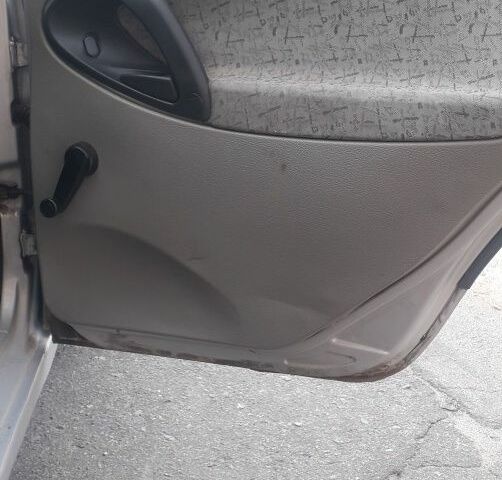 Серый ВАЗ 1119 Kalina Sport, объемом двигателя 1.6 л и пробегом 184 тыс. км за 2000 $, фото 11 на Automoto.ua