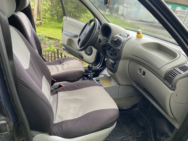 Синий ВАЗ 1119 Kalina Sport, объемом двигателя 1.6 л и пробегом 210 тыс. км за 1850 $, фото 6 на Automoto.ua