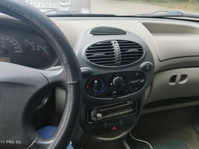 Синий ВАЗ 1119 Kalina Sport, объемом двигателя 1.4 л и пробегом 197 тыс. км за 800 $, фото 6 на Automoto.ua