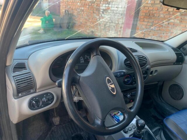 Синий ВАЗ 1119 Kalina Sport, объемом двигателя 1.6 л и пробегом 174 тыс. км за 1600 $, фото 6 на Automoto.ua