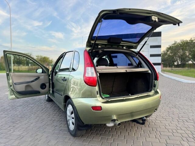 Зеленый ВАЗ 1119 Kalina Sport, объемом двигателя 1.4 л и пробегом 218 тыс. км за 1900 $, фото 17 на Automoto.ua