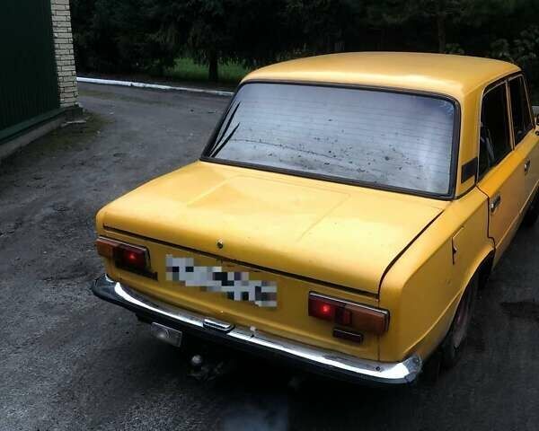 Желтый ВАЗ 1300 S, объемом двигателя 1.3 л и пробегом 60 тыс. км за 508 $, фото 3 на Automoto.ua