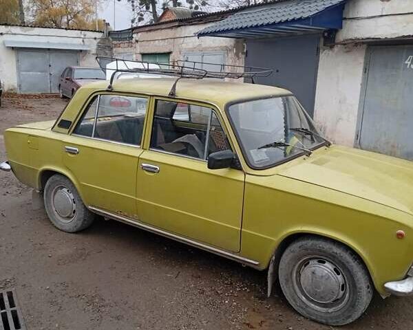 Зеленый ВАЗ 1300 S, объемом двигателя 1.3 л и пробегом 685 тыс. км за 750 $, фото 2 на Automoto.ua