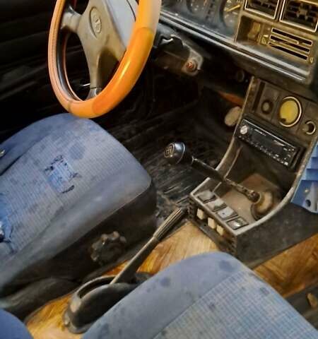 Фіолетовий ВАЗ 1500 S, об'ємом двигуна 1.5 л та пробігом 70 тис. км за 650 $, фото 3 на Automoto.ua