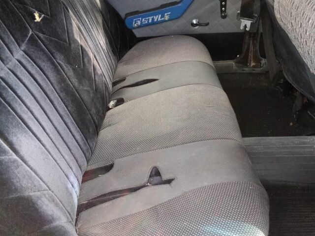 Черный ВАЗ 1922, объемом двигателя 1.6 л и пробегом 500 тыс. км за 356 $, фото 11 на Automoto.ua