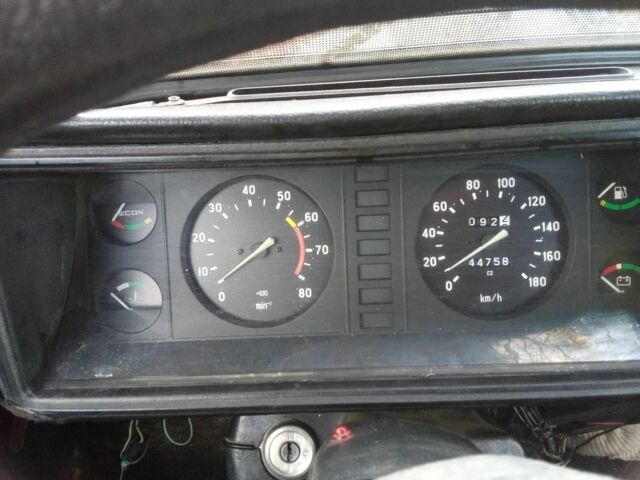 Черный ВАЗ 1922, объемом двигателя 1.6 л и пробегом 500 тыс. км за 356 $, фото 10 на Automoto.ua