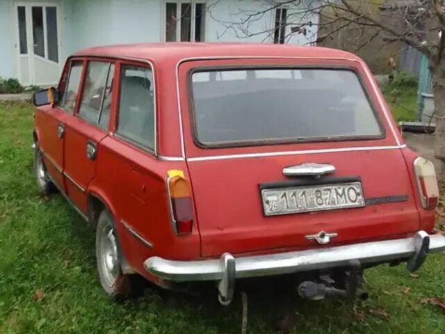Красный ВАЗ 1922, объемом двигателя 1.6 л и пробегом 1000 тыс. км за 380 $, фото 2 на Automoto.ua