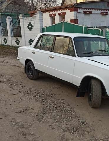 Білий ВАЗ 2101, об'ємом двигуна 0 л та пробігом 300 тис. км за 650 $, фото 1 на Automoto.ua