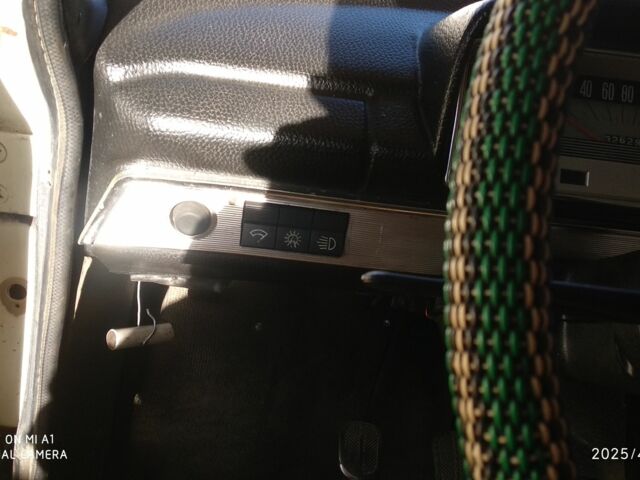 Белый ВАЗ 2101, объемом двигателя 1.2 л и пробегом 32 тыс. км за 476 $, фото 10 на Automoto.ua