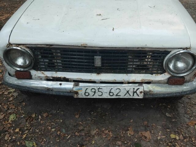 Белый ВАЗ 2101, объемом двигателя 1.5 л и пробегом 180 тыс. км за 534 $, фото 4 на Automoto.ua
