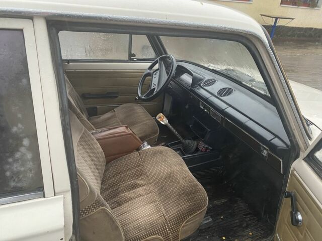 Белый ВАЗ 2101, объемом двигателя 0 л и пробегом 1000 тыс. км за 360 $, фото 4 на Automoto.ua