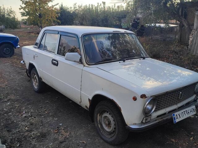 Белый ВАЗ 2101, объемом двигателя 1.6 л и пробегом 3 тыс. км за 596 $, фото 2 на Automoto.ua