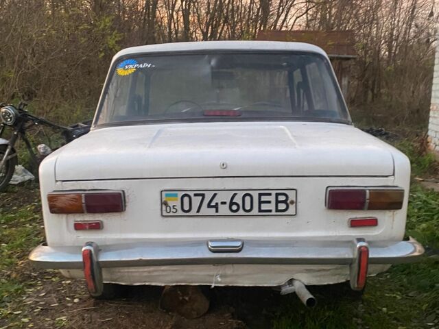 Белый ВАЗ 2101, объемом двигателя 1.6 л и пробегом 900 тыс. км за 476 $, фото 2 на Automoto.ua
