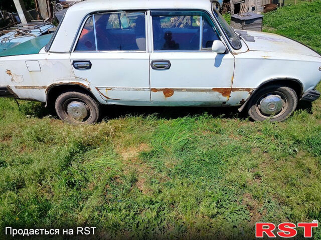 Белый ВАЗ 2101, объемом двигателя 1.2 л и пробегом 200 тыс. км за 290 $, фото 1 на Automoto.ua