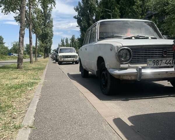 Белый ВАЗ 2101, объемом двигателя 1.5 л и пробегом 62 тыс. км за 689 $, фото 2 на Automoto.ua