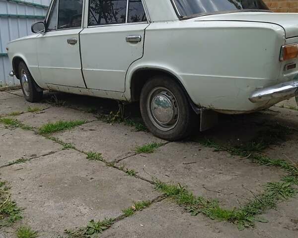 Белый ВАЗ 2101, объемом двигателя 1.2 л и пробегом 100 тыс. км за 719 $, фото 2 на Automoto.ua