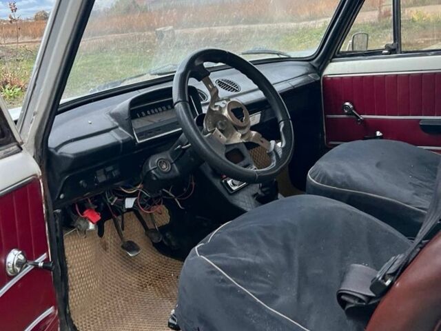 Білий ВАЗ 2101, об'ємом двигуна 1.2 л та пробігом 1 тис. км за 264 $, фото 6 на Automoto.ua