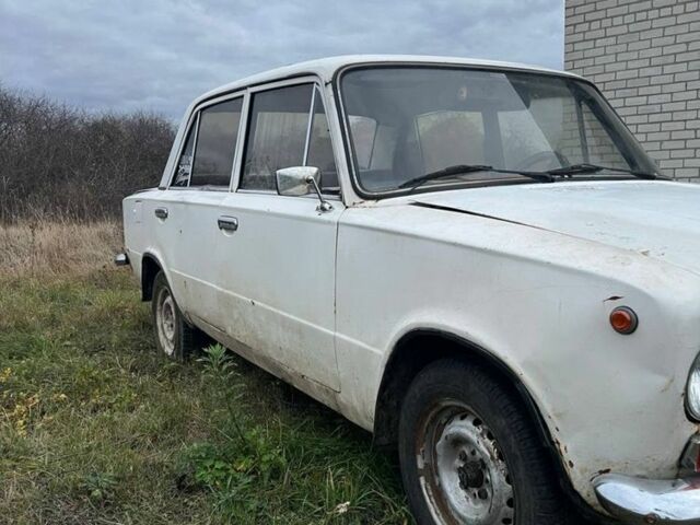 Білий ВАЗ 2101, об'ємом двигуна 1.2 л та пробігом 1 тис. км за 264 $, фото 2 на Automoto.ua