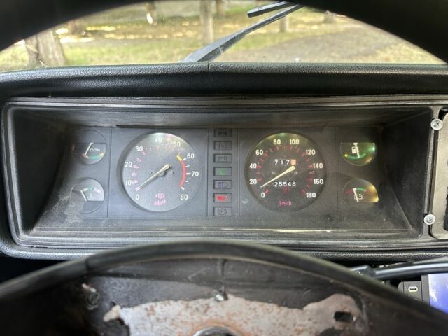 Белый ВАЗ 2101, объемом двигателя 1.2 л и пробегом 200 тыс. км за 355 $, фото 6 на Automoto.ua