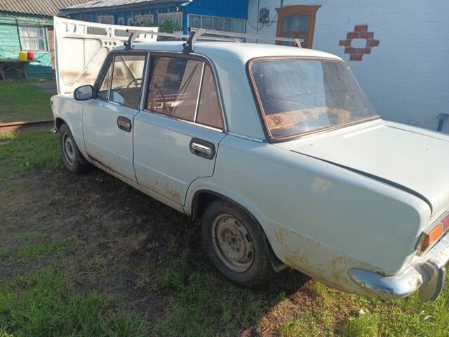 Белый ВАЗ 2101, объемом двигателя 1.2 л и пробегом 130 тыс. км за 857 $, фото 1 на Automoto.ua