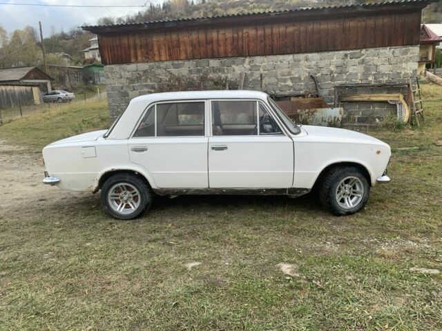 Белый ВАЗ 2101, объемом двигателя 1.1 л и пробегом 93 тыс. км за 600 $, фото 3 на Automoto.ua