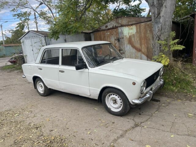 Белый ВАЗ 2101, объемом двигателя 1.3 л и пробегом 1 тыс. км за 650 $, фото 1 на Automoto.ua