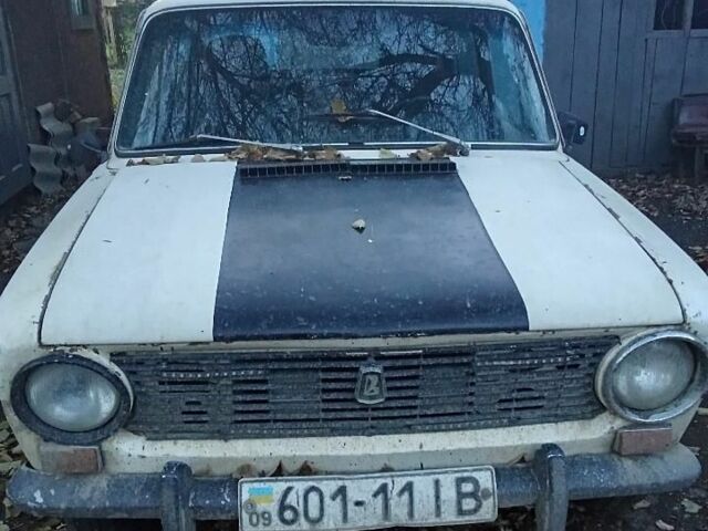 Белый ВАЗ 2101, объемом двигателя 2 л и пробегом 150 тыс. км за 420 $, фото 4 на Automoto.ua