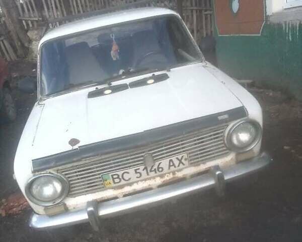Белый ВАЗ 2101, объемом двигателя 0 л и пробегом 100 тыс. км за 500 $, фото 1 на Automoto.ua