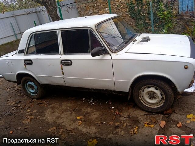 Білий ВАЗ 2101, об'ємом двигуна 1.5 л та пробігом 250 тис. км за 600 $, фото 2 на Automoto.ua