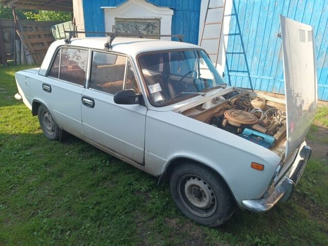 Белый ВАЗ 2101, объемом двигателя 1.2 л и пробегом 130 тыс. км за 857 $, фото 4 на Automoto.ua