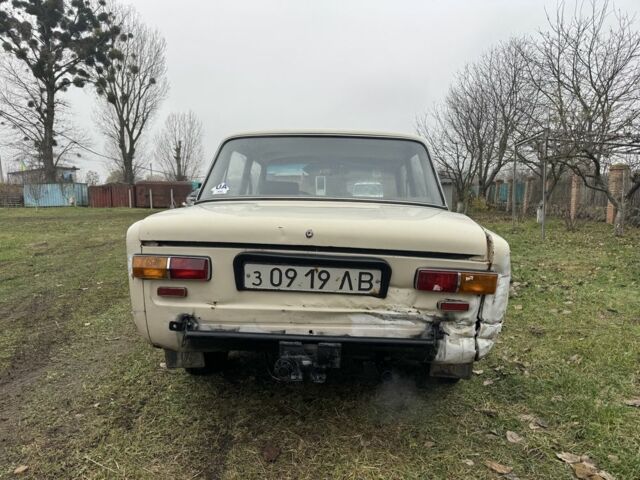 Белый ВАЗ 2101, объемом двигателя 1.3 л и пробегом 2 тыс. км за 355 $, фото 2 на Automoto.ua