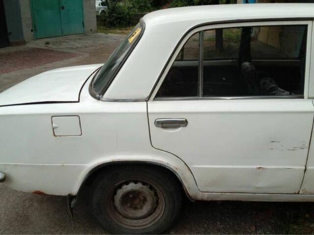 Белый ВАЗ 2101, объемом двигателя 1.2 л и пробегом 3 тыс. км за 1000 $, фото 1 на Automoto.ua