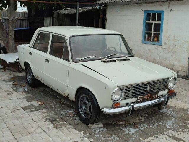Білий ВАЗ 2101, об'ємом двигуна 0 л та пробігом 100 тис. км за 850 $, фото 2 на Automoto.ua