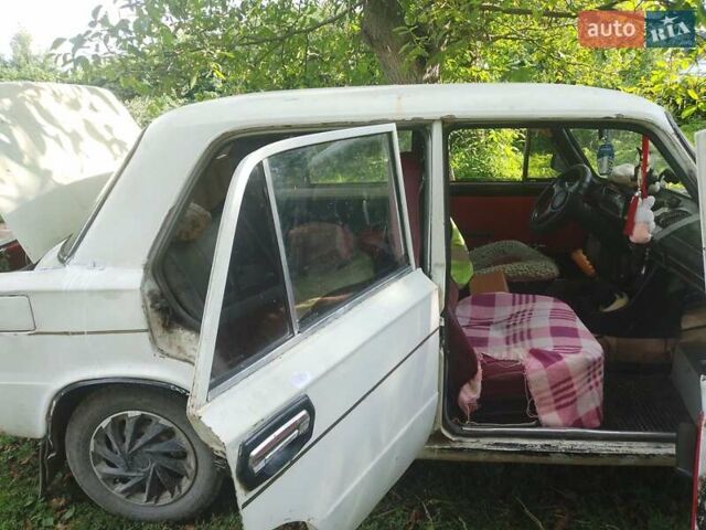 Белый ВАЗ 2101, объемом двигателя 1.2 л и пробегом 698 тыс. км за 500 $, фото 3 на Automoto.ua