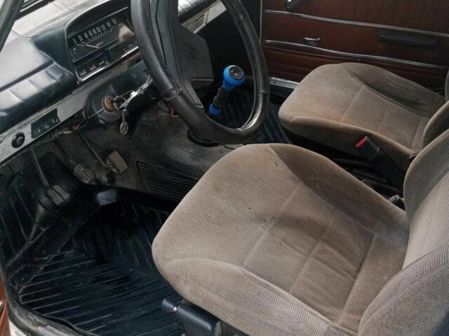 Белый ВАЗ 2101, объемом двигателя 1.5 л и пробегом 100 тыс. км за 300 $, фото 5 на Automoto.ua