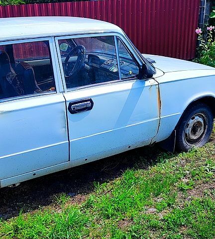Білий ВАЗ 2101, об'ємом двигуна 1.2 л та пробігом 0 тис. км за 300 $, фото 2 на Automoto.ua