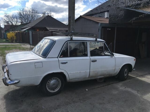 Белый ВАЗ 2101, объемом двигателя 1.45 л и пробегом 200 тыс. км за 523 $, фото 2 на Automoto.ua
