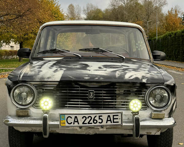 Белый ВАЗ 2101, объемом двигателя 1.2 л и пробегом 100 тыс. км за 700 $, фото 1 на Automoto.ua
