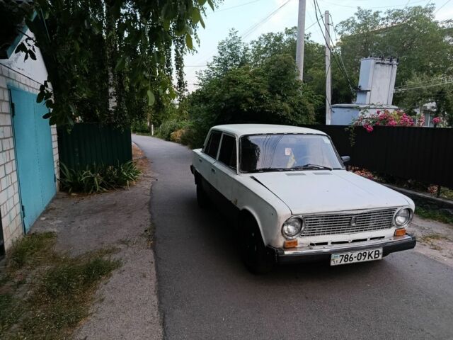 Белый ВАЗ 2101, объемом двигателя 1.5 л и пробегом 70 тыс. км за 473 $, фото 3 на Automoto.ua