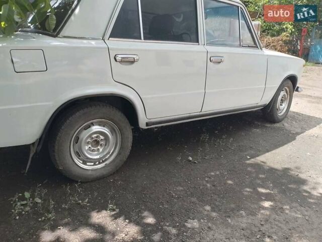 Белый ВАЗ 2101, объемом двигателя 0 л и пробегом 227 тыс. км за 900 $, фото 1 на Automoto.ua