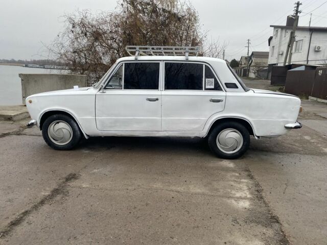 Белый ВАЗ 2101, объемом двигателя 1.6 л и пробегом 100 тыс. км за 474 $, фото 3 на Automoto.ua